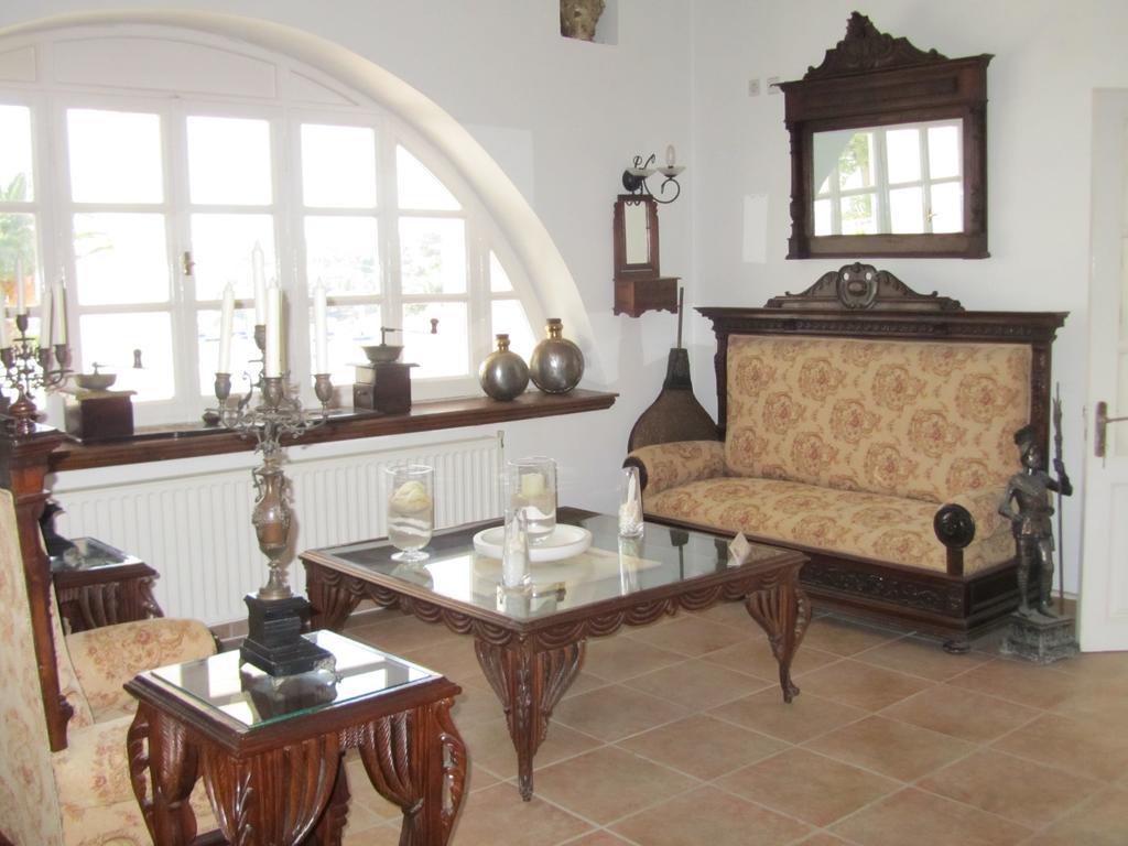 Porto Scoutari Romantic Hotel Szkála Kültér fotó