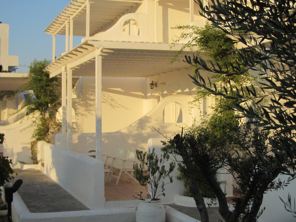 Porto Scoutari Romantic Hotel Szkála Kültér fotó
