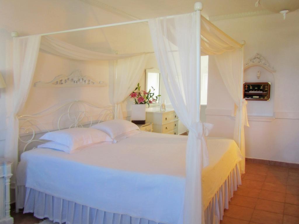 Porto Scoutari Romantic Hotel Szkála Kültér fotó