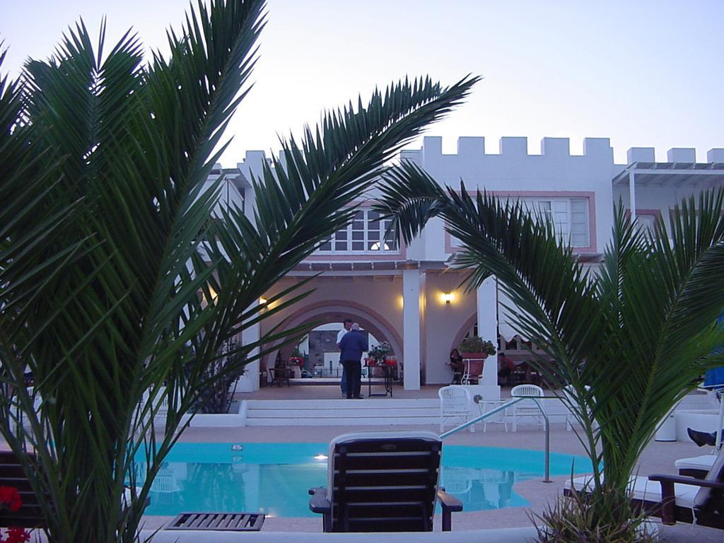 Porto Scoutari Romantic Hotel Szkála Kültér fotó