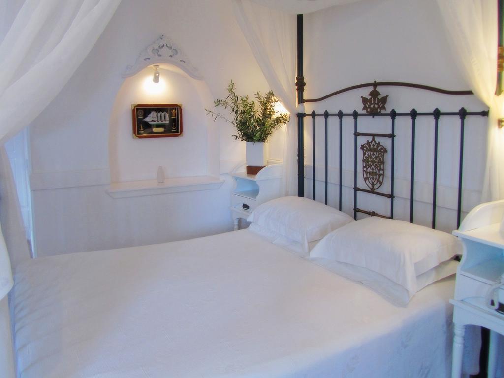 Porto Scoutari Romantic Hotel Szkála Kültér fotó