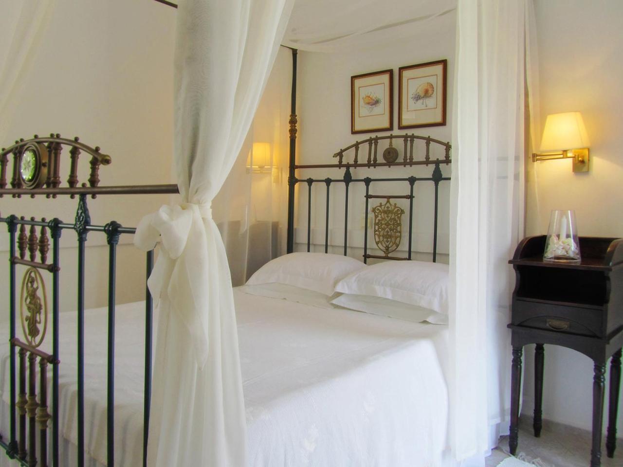 Porto Scoutari Romantic Hotel Szkála Kültér fotó