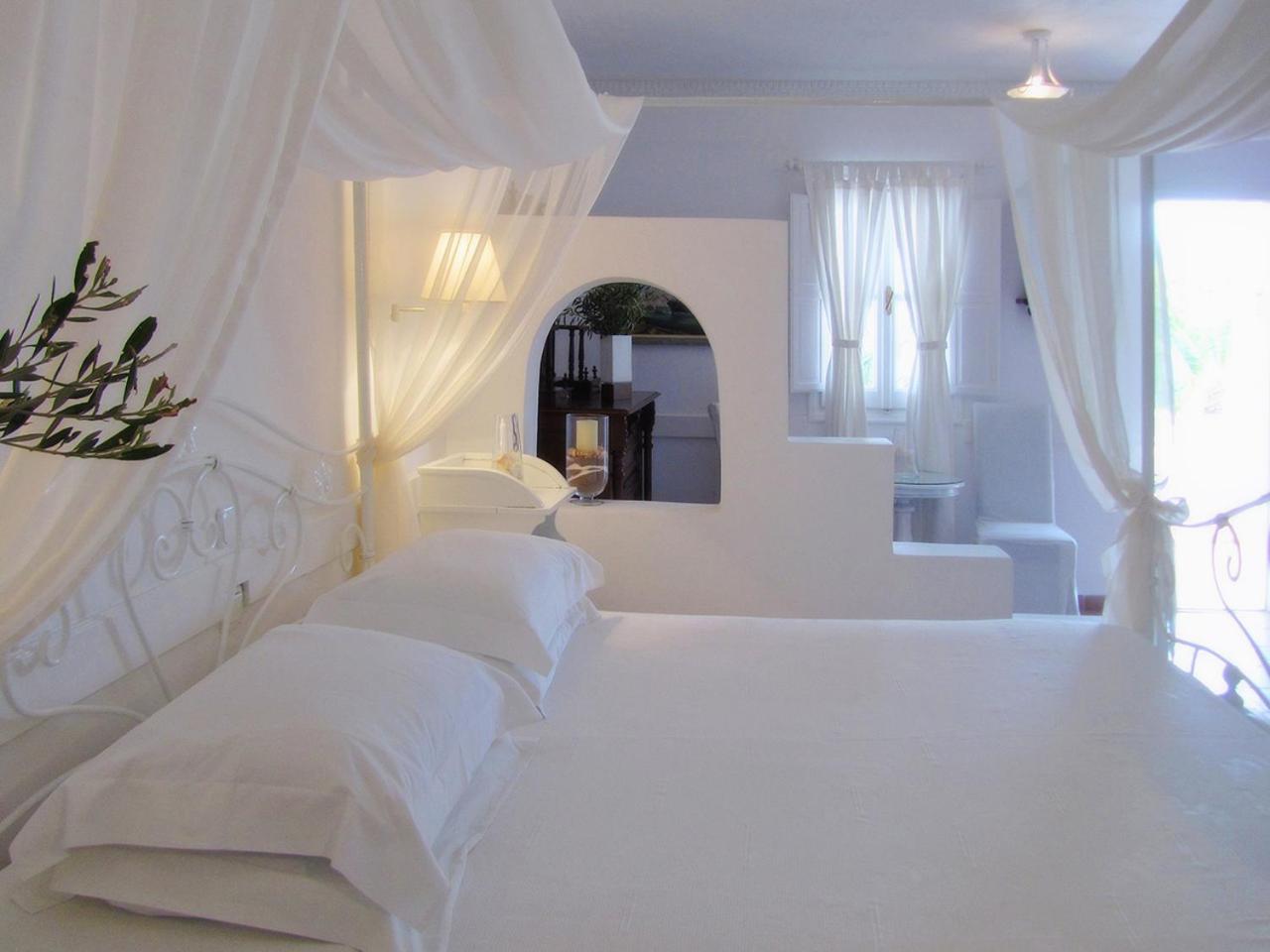 Porto Scoutari Romantic Hotel Szkála Kültér fotó